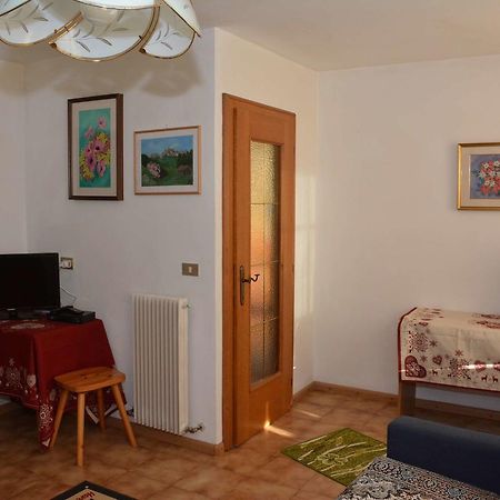 Appartamenti Vincenzo E Marcella Campitello di Fassa Exterior foto